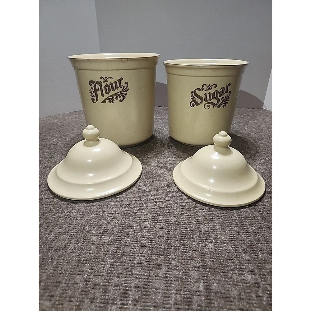 Pfaltzgraff stoneware canister With Lid  507 & 506